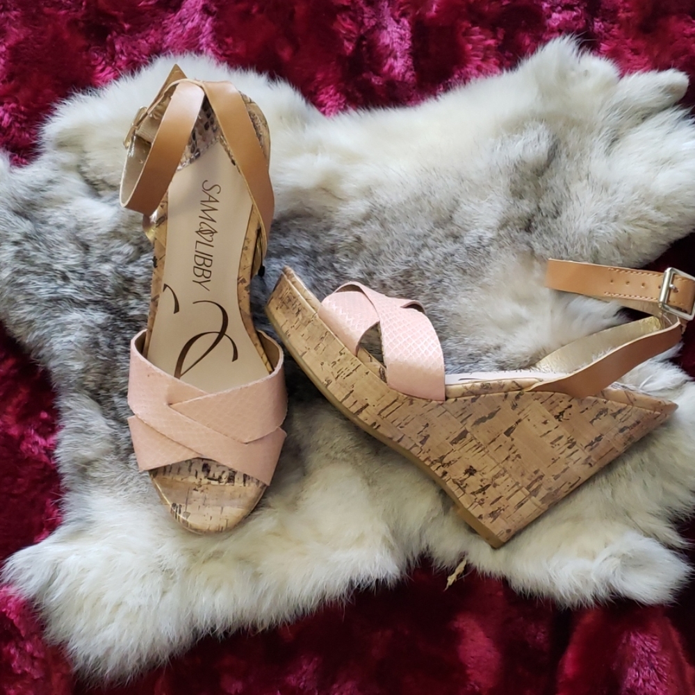 NWOT...Sam Libby Wedge Heels - Picture 2 of 3